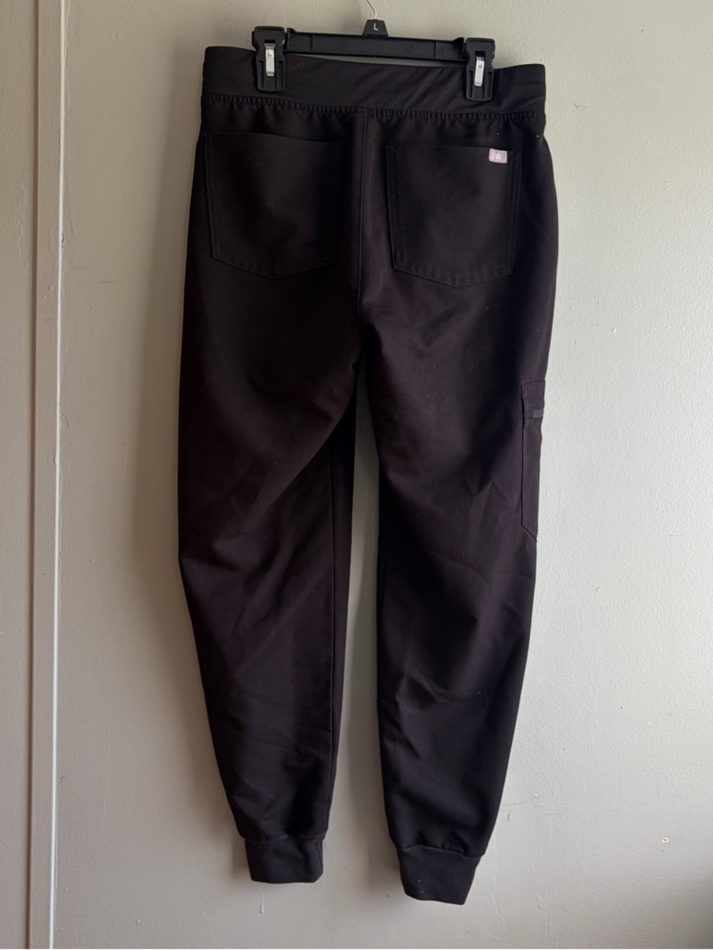 FIGS Zamora Black Jogger Scrub Pants - XS - Picture 4 of 6